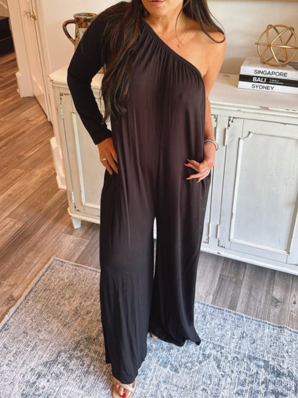 One-Shoulder Wide-Leg Jumpsuit in Black